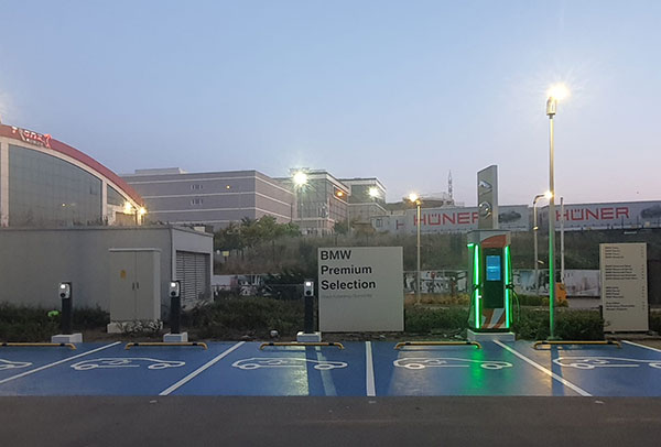 Borusan Oto Samandıra Electric Vehicle Charging Station
